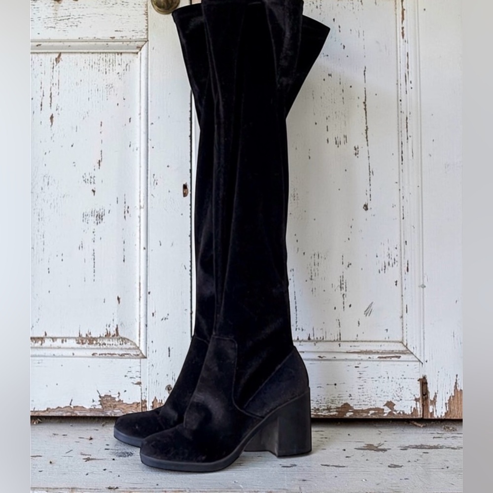 Black Velvet Block Heel Over-the-Knee Boots - Women